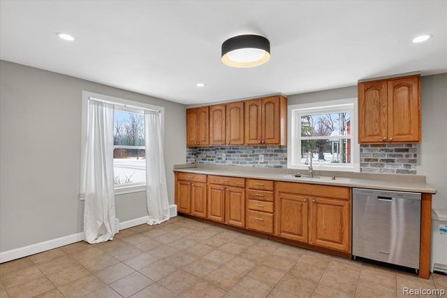 23650 Elwell Road, Belleville, MI 48111