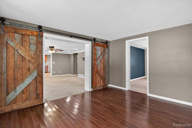 23650 Elwell Road, Belleville, MI 48111