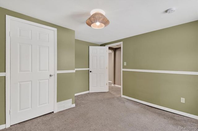 23650 Elwell Road, Belleville, MI 48111