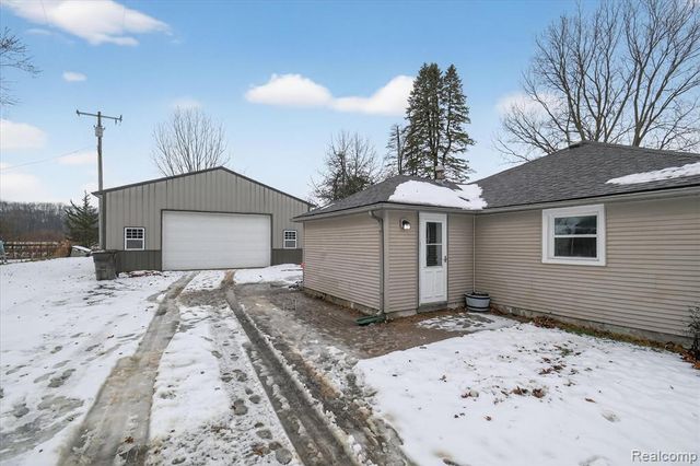 23650 Elwell Road, Belleville, MI 48111
