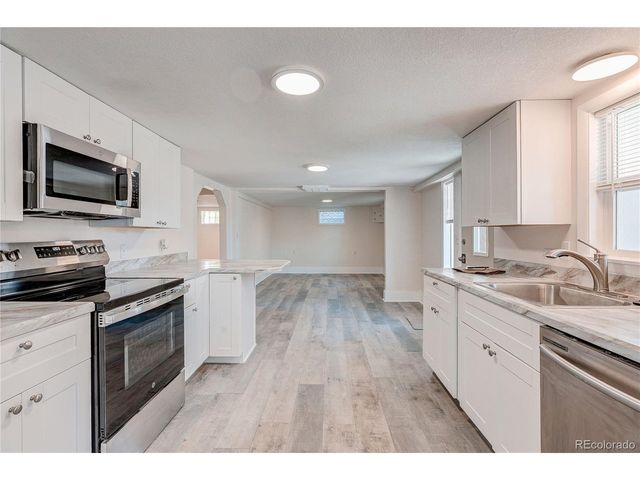 4609 S Lincoln St, Englewood, CO 80113