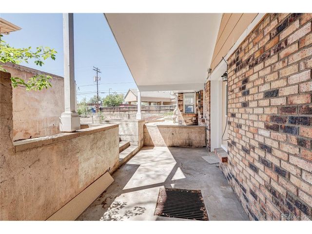 4609 S Lincoln St, Englewood, CO 80113