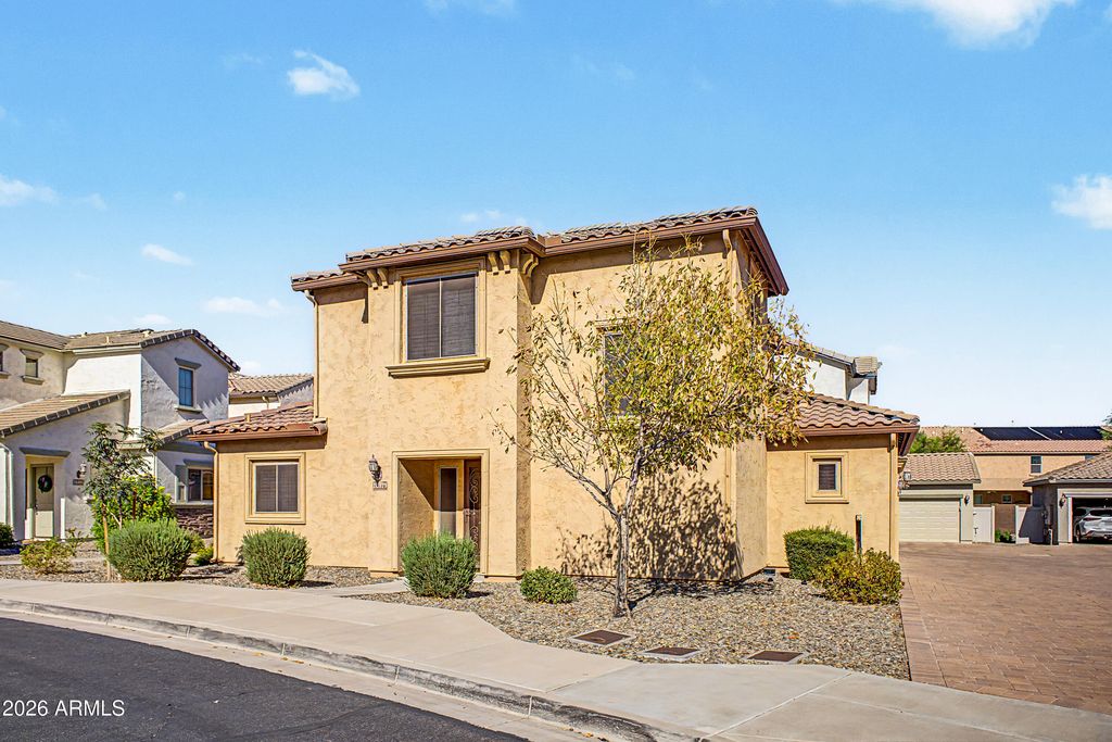 26329 N BABBLING BROOK Drive, Phoenix, AZ 85083 — photo 2