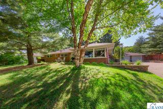 716 N 8th Street, St. Peter, MN 56082