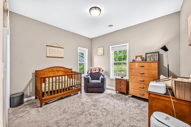 915 N Basswood Avenue, Duluth, MN 55811
