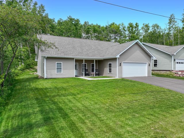 915 N Basswood Avenue, Duluth, MN 55811
