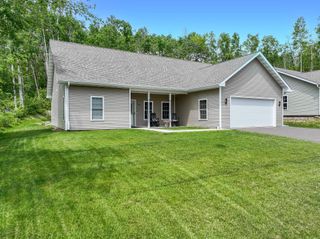 915 N Basswood Avenue, Duluth, MN 55811