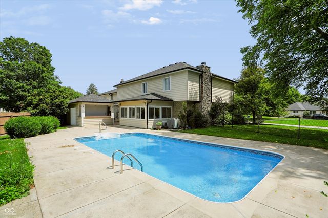 110 Westbourne Drive, Brownsburg, IN 46112