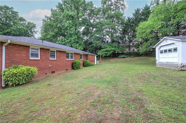 2 Davis Drive, Cartersville, GA 30120
