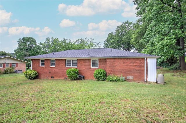 2 Davis Drive, Cartersville, GA 30120