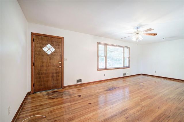 2 Davis Drive, Cartersville, GA 30120