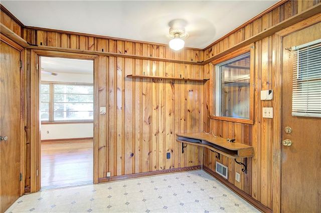 2 Davis Drive, Cartersville, GA 30120