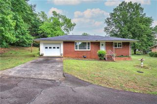 2 Davis Drive, Cartersville, GA 30120