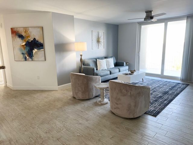 3594 S Ocean Boulevard 406, Highland Beach, FL 33487