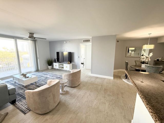 3594 S Ocean Boulevard 406, Highland Beach, FL 33487