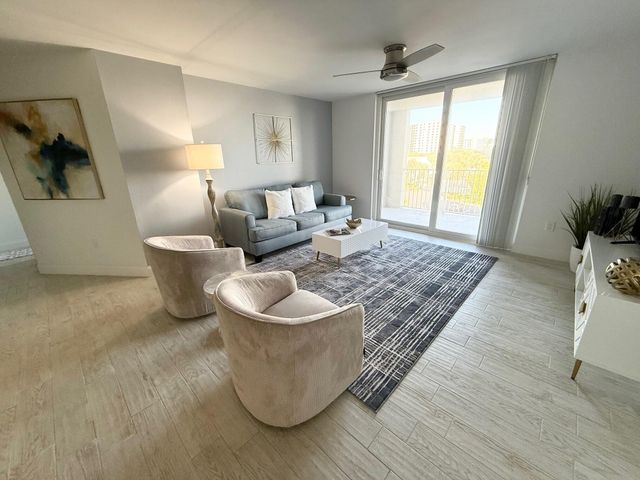 3594 S Ocean Boulevard 406, Highland Beach, FL 33487