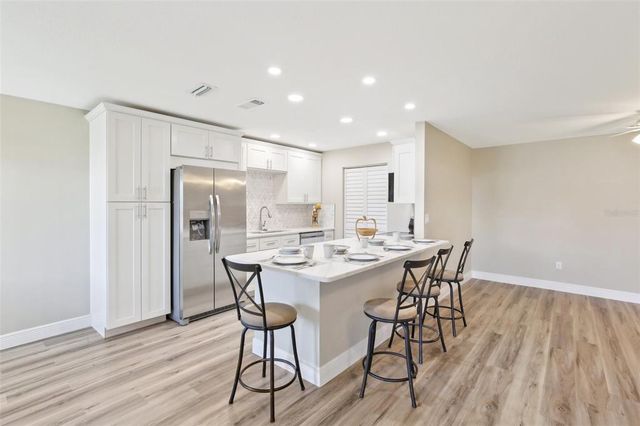 1203 16TH CIRCLE SE, Largo, FL 33771