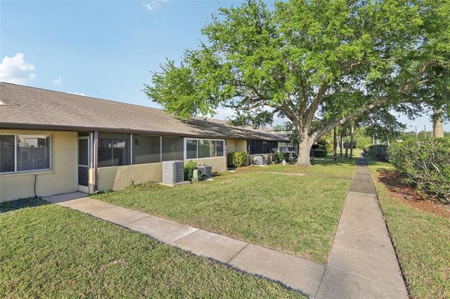 1203 16TH CIRCLE SE, Largo, FL 33771