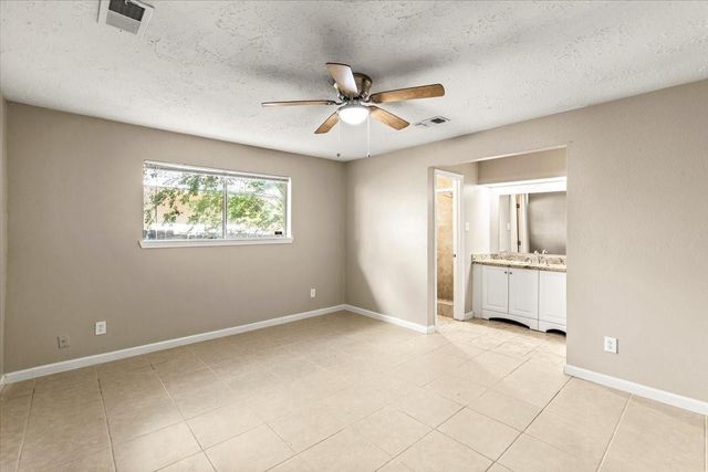 408 Bayridge Drive, League City, TX 77573