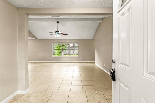 408 Bayridge Drive, League City, TX 77573