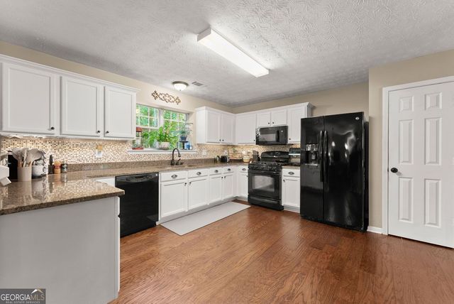5760 Woodstone Drive, Cumming, GA 30028