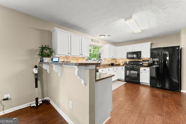 5760 Woodstone Drive, Cumming, GA 30028