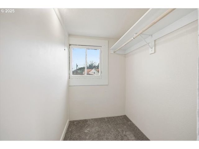 606 Sw 2ND St, Pendleton, OR 97801