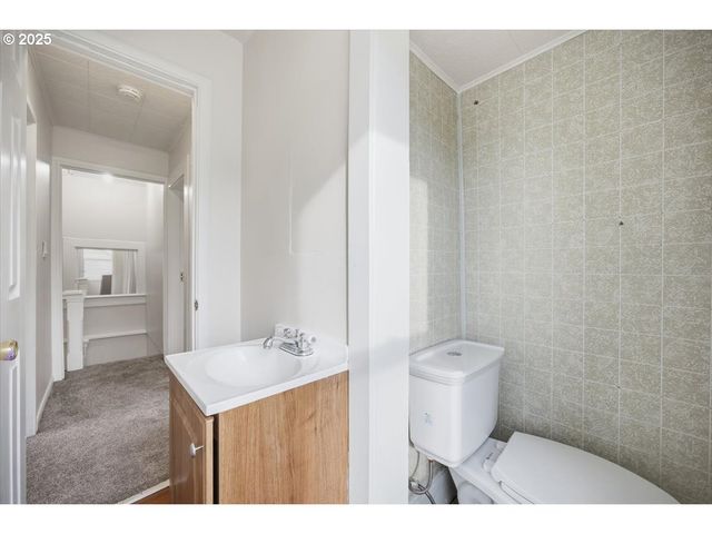 606 Sw 2ND St, Pendleton, OR 97801