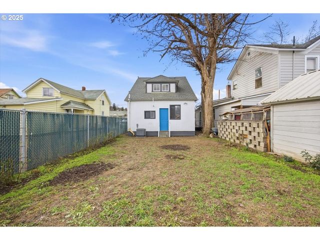 606 Sw 2ND St, Pendleton, OR 97801