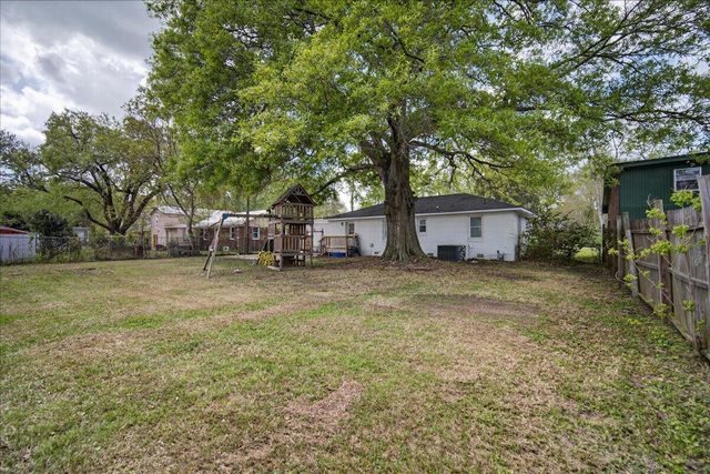 111 Harvey Avenue, Goose Creek, SC 29445