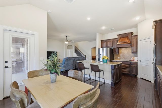 4609 Jasmine Trail, Midlothian, TX 76065