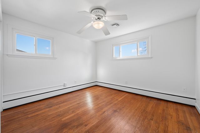 11 Rye Ridge Parkway, West Hartford, CT 06117