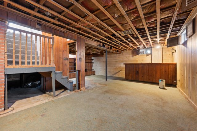 11 Rye Ridge Parkway, West Hartford, CT 06117