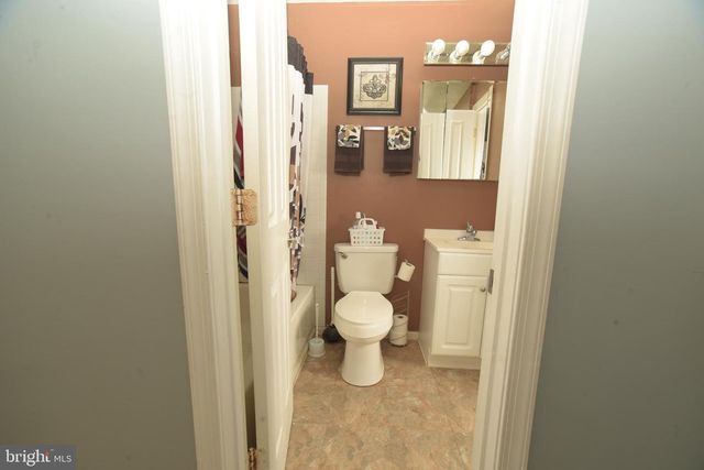 3914 HUNT HARBOR RD, Baltimore, MD 21220