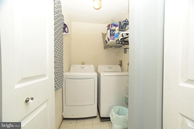 3914 HUNT HARBOR RD, Baltimore, MD 21220
