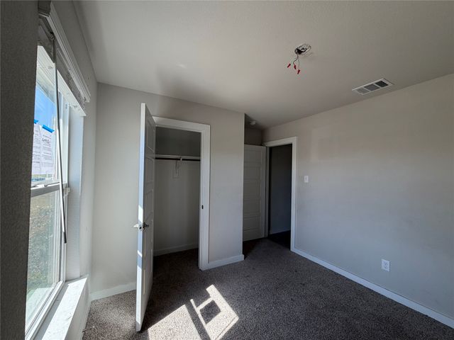 820 Lakeview Drive, Alvarado, TX 76009