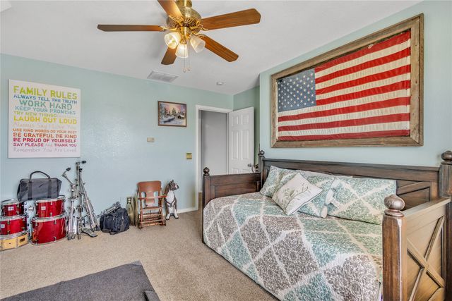 47 Preakness Place Road, Van Alstyne, TX 75495