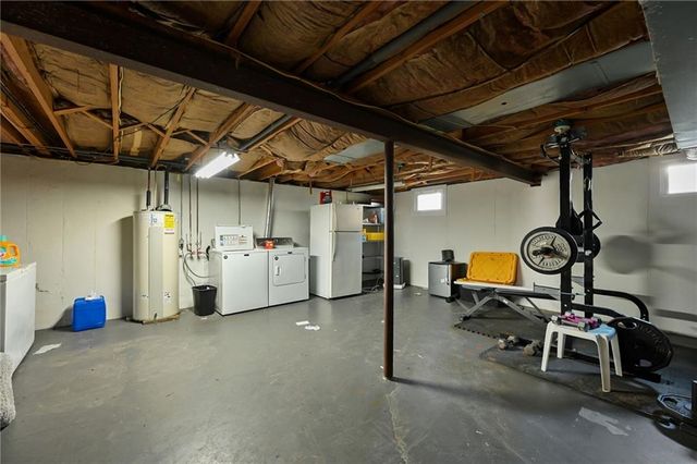 21302 SE Clover Hills Road, Cleveland, MO 64734