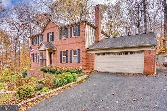 10993 HIGHRIDGE ST, Fairfax Station, VA 22039