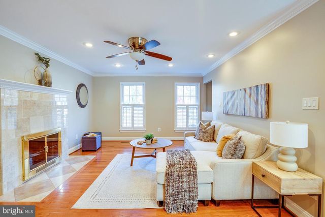 10993 HIGHRIDGE ST, Fairfax Station, VA 22039