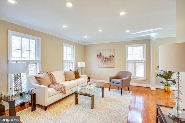 10993 HIGHRIDGE ST, Fairfax Station, VA 22039