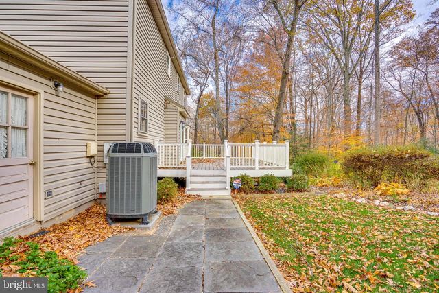 10993 HIGHRIDGE ST, Fairfax Station, VA 22039