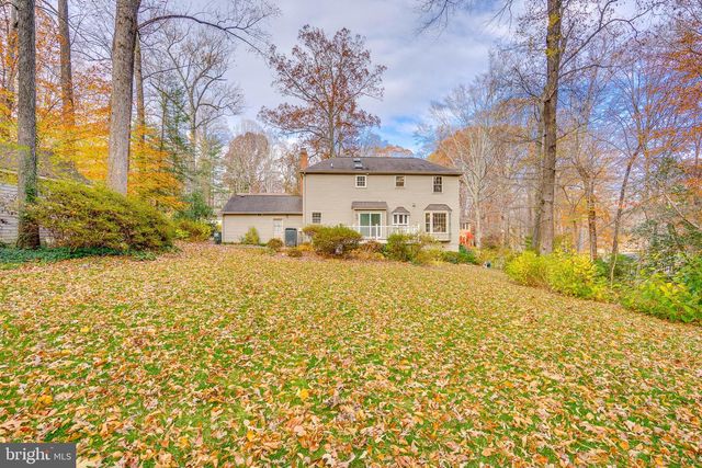 10993 HIGHRIDGE ST, Fairfax Station, VA 22039