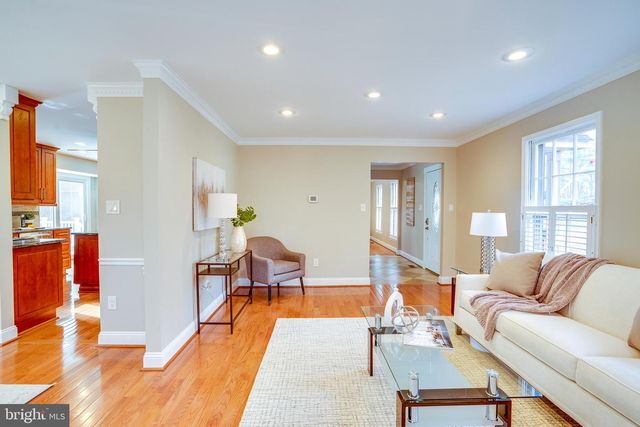 10993 HIGHRIDGE ST, Fairfax Station, VA 22039