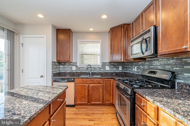 2937 TRUFFLE OAK PL, Woodbridge, VA 22191