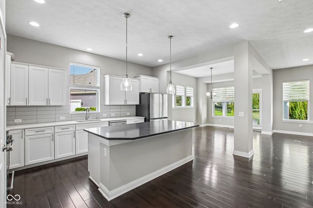 3760 Shady Lake Drive, Westfield, IN 46074