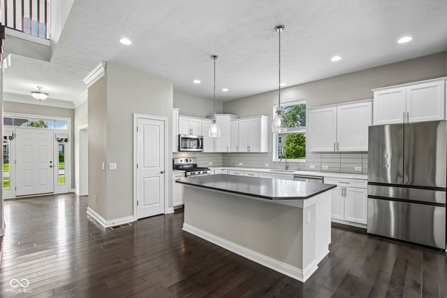 3760 Shady Lake Drive, Westfield, IN 46074