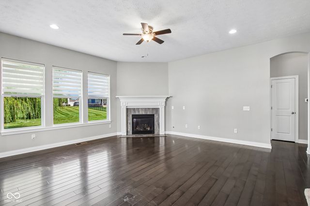 3760 Shady Lake Drive, Westfield, IN 46074