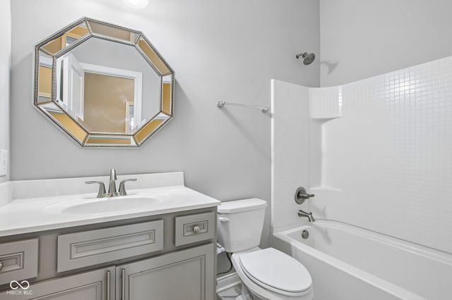 3760 Shady Lake Drive, Westfield, IN 46074