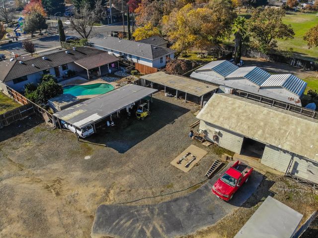 5025 El Paraiso Ave, Sacramento, CA 95824